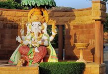 การไหว้พระพิฆเนศ ด้วยตัวเองแบบง่าย ๆ กระชับเพื่อเสริมความเป็นมงคล พระพิฆเนศ