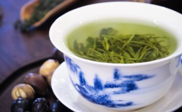 อาหารชนิดที่ช่วยลด เพิ่ม ความเสี่ยงเป็นมะเร็งเต้านม มะเร็งเต้านม