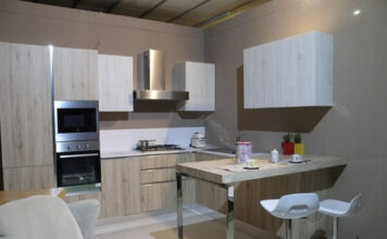 แต่งห้องครัวเล็กให้ใช้งานสะดวก ด้วยเคล็ดลับจากนักออกแบบ แต่งห้องครัวเล็กให้ใช้งานสะดวก