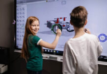 แนวทางเสริมสมองและความคิดวิเคราะห์ของเด็กด้วยเทคโนโลยี กิจกรรมสร้างเสริม IQ ลูกแบบดิจิทัล