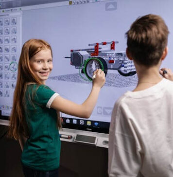 แนวทางเสริมสมองและความคิดวิเคราะห์ของเด็กด้วยเทคโนโลยี กิจกรรมสร้างเสริม IQ ลูกแบบดิจิทัล