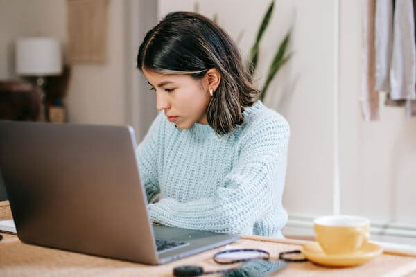 จัดการความเครียด จากการทำงานแบบ Work From Home (WFH)
