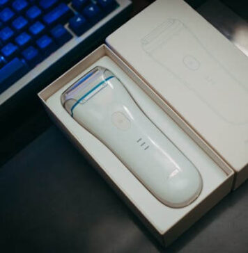 เปรียบเทียบเครื่องโกนหนวดไฟฟ้า รุ่นไหนดี ไม่ทำร้ายผิวหน้า เครื่องโกนหนวดไฟฟ้า รุ่นไหนดีที่เหมาะกับการโกนทุกวันไม่บาดผิว