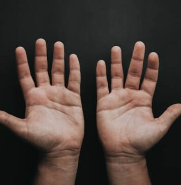 เคล็ดลับดูลายมือเศรษฐี มีโชคลาภลอย สังเกตอย่างไรให้ดูเป็น ลายมือเศรษฐี