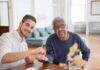 7 สัญญาณที่บ่งบอกว่าผู้สูงอายุอาจต้องการผู้ดูแลใกล้ชิด Winest Rehab