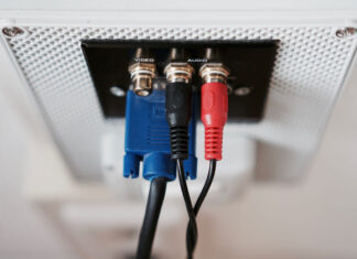 Mesh Wi-Fi หรือตัวขยายสัญญาณ: จบปัญหาเน็ตอับในบ้านอย่างไรให้ไม่เสียเงินฟรี Mesh Wi-Fi หรือตัวขยายสัญญาณ: จบปัญหาเน็ตอับในบ้านอย่างไรให้ไม่เสียเงินฟรี