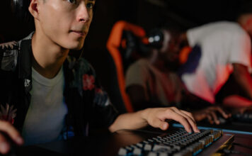 เล่นเกมมากไปจนเสียงาน? รับมือกับกับดักจิตวิทยาและสร้างสมดุลชีวิต เล่นเกมมากไปจนเสียงาน? รับมือกับกับดักจิตวิทยาและสร้างสมดุลชีวิต
